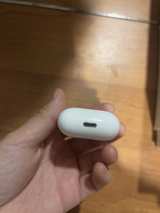 Продам наушники оригинал