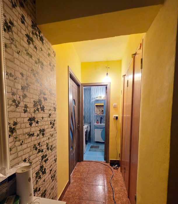Apartament - vând sau schimb