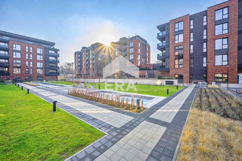 Продава се Четиристаен апартамент в София, Хладилника - 264 кв.м за 1759 €/кв.м - Снимка #3