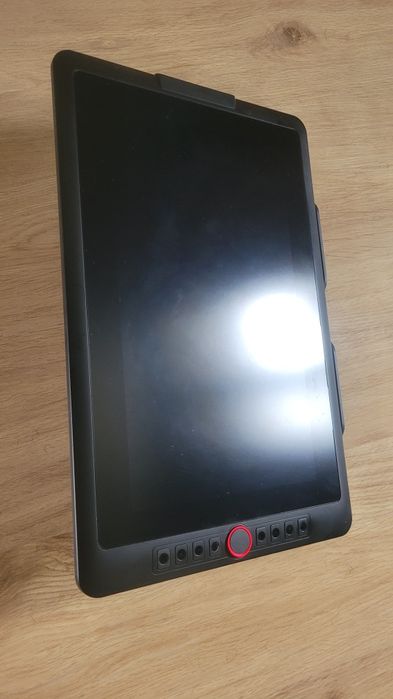 Tabletă grafică XP-Pen Artist 15.6 pro v2. Stare impecabilă