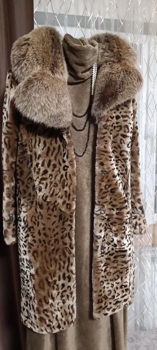 Женская верхняя одежда .