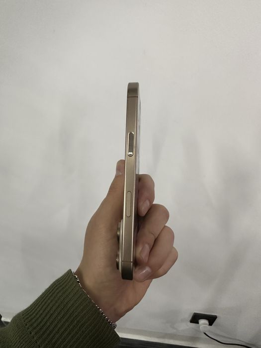 iPhone 16pro 128gb 100%