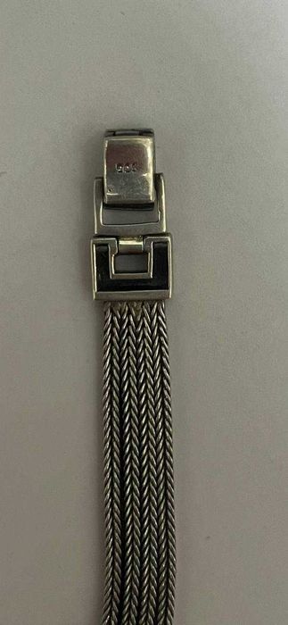 Kumush soat. Серебряные часы