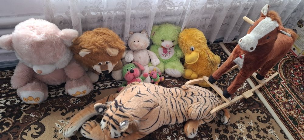 Мягкие игрушки разные