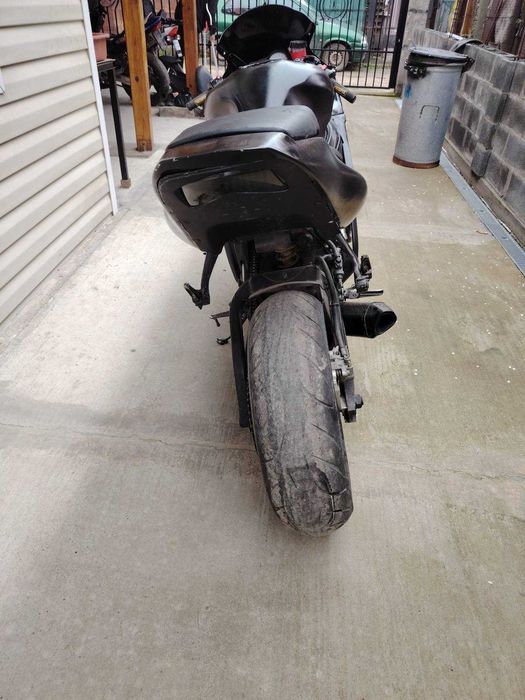 Yamaha YZF-R6 на части