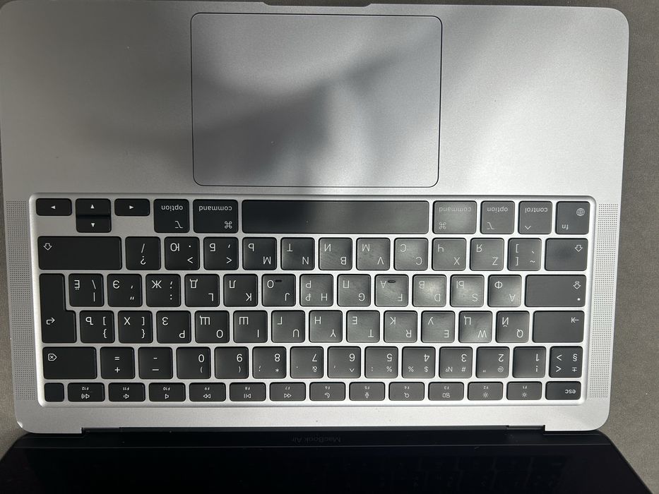Продам Macbook air M1