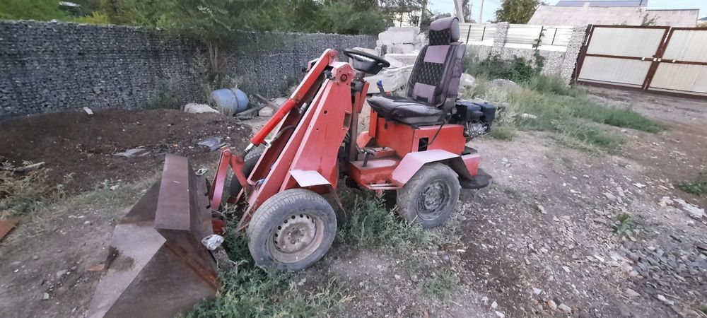 Погрузчик мини трактор