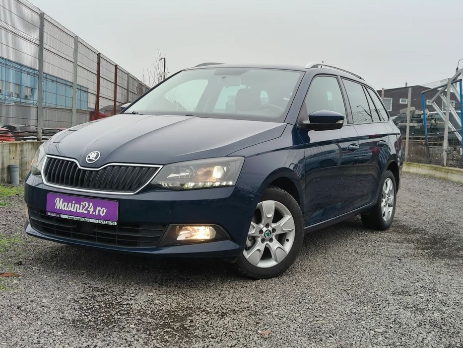 Skoda Fabia 1.4 TDI/Navigatie3D/ScauneIncalziteXENON/JANTE/Clima/volan piele