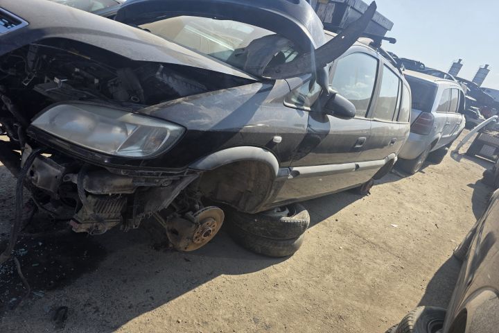 Usa / Portiera spate dreapta Opel Zafira 2003 2.0 DTI MT (101 hp)