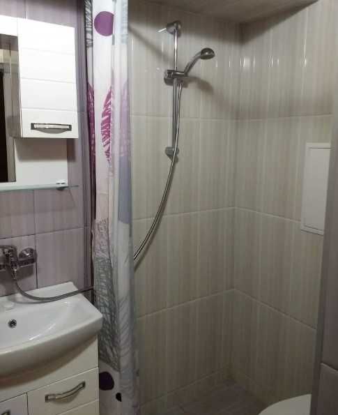 Дава се под наем Двустаен апартамент в София, Център - 46 кв.м за 348.84 € - Снимка #2