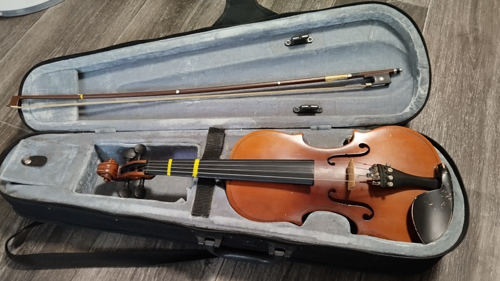 Продаю скрипку 1/2