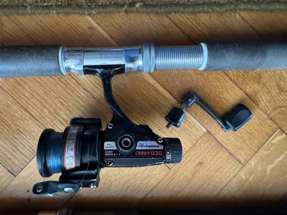 Риболовни принадлежности - макара въдица кепче прът стойка столчета