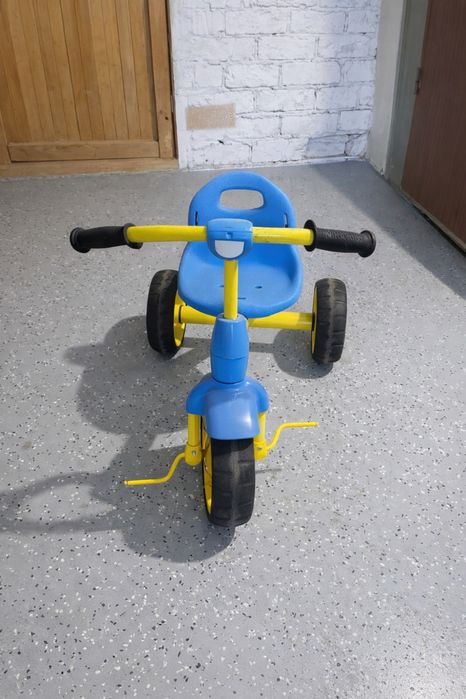 Продам детский трёхколёсный велосипед
