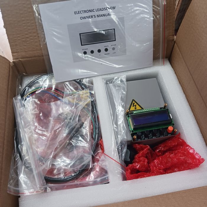 Кит за управление на самохода на настолен струг. Електронна лира.