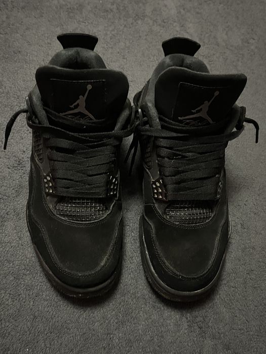 Jordan 4 black cat