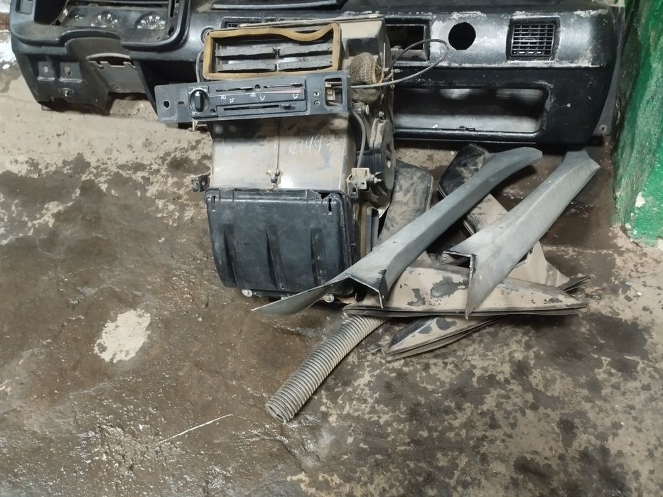 Панель с щитком приборов Газель старого образца