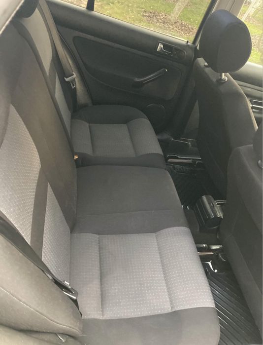 Vand golf 4 1.9 disel cel de 101 cai din 2004
