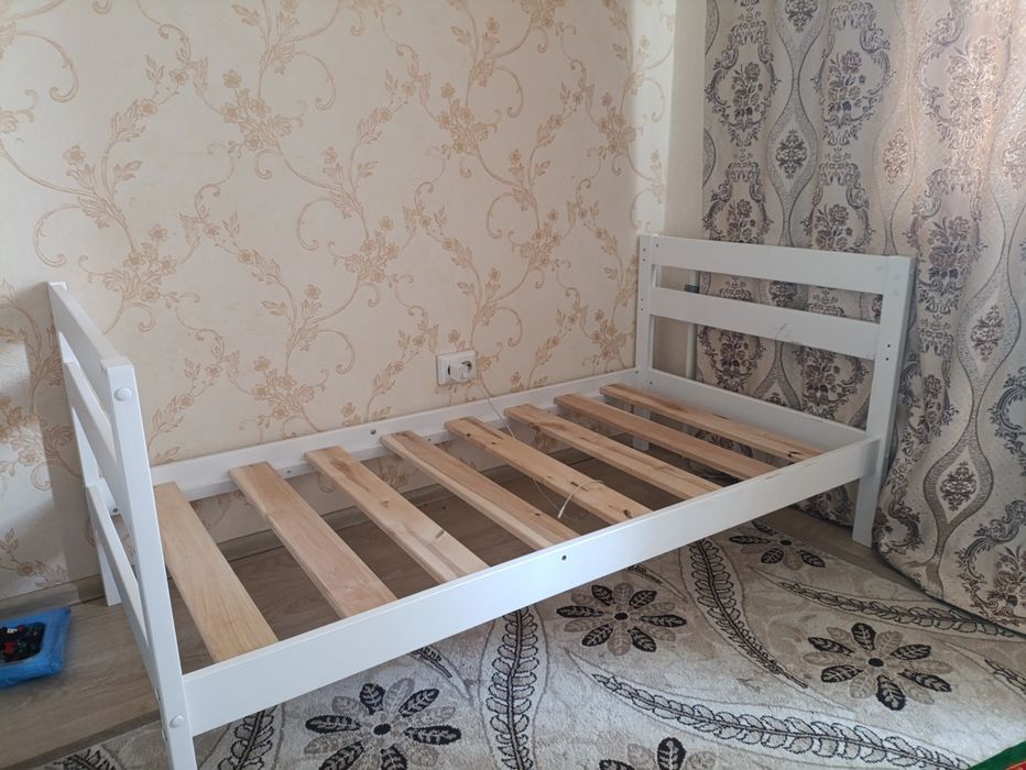 Продам детскую кровать