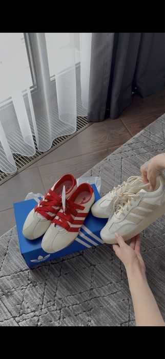Кроссовки Adidas