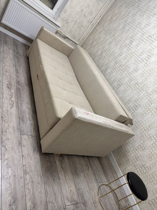 Продается диван тахта