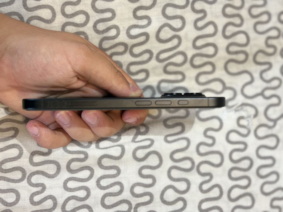 Iphone 16 за части