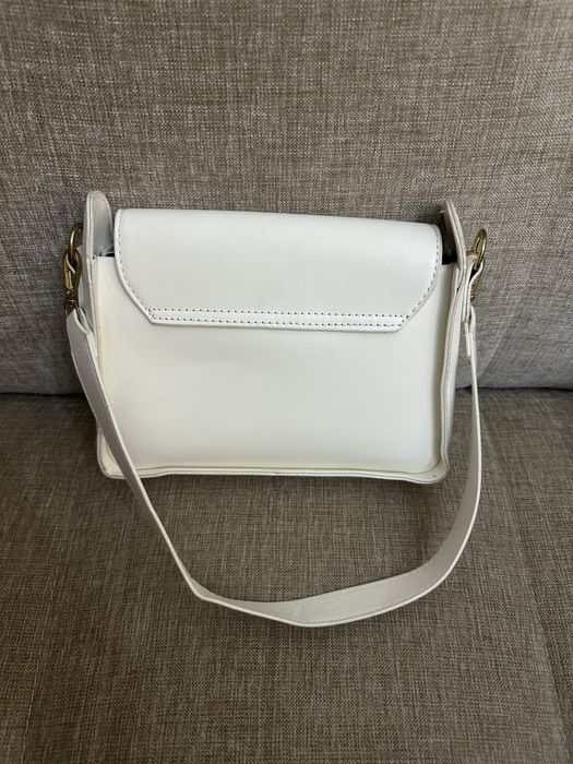 Сумка белая маленькая