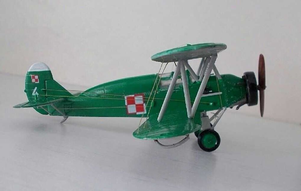 Сборная модель самолета По-2 (1/72).. РАРИТЕТ