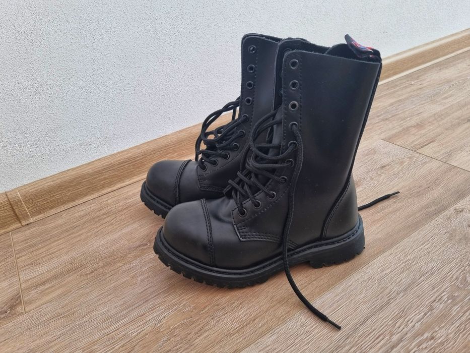 Bocanci piele invader dama 10 inele