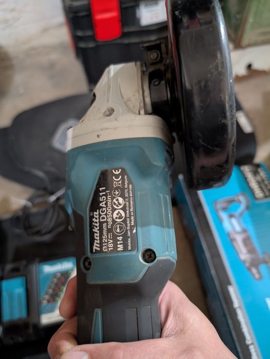 Set de scule Makita cu acumulator