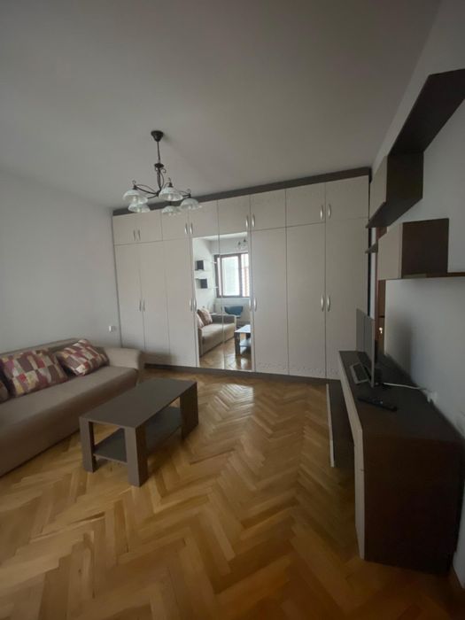 Apartament 1 camera str. 15 Noiembrie