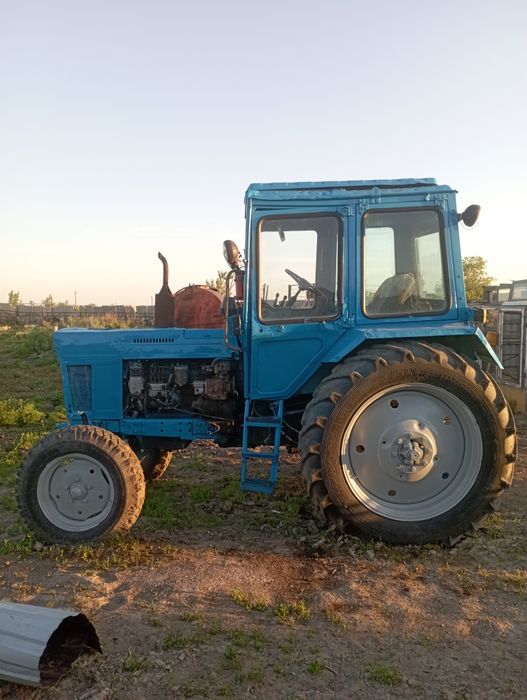 МТЗ 80 кең кабина
