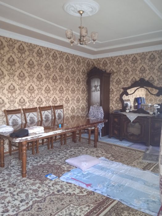 Ko'k terakda uchastka sotiladi 4,5sotix 3 xona