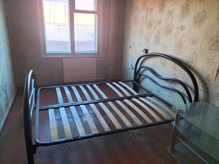 Кровать двух спальная