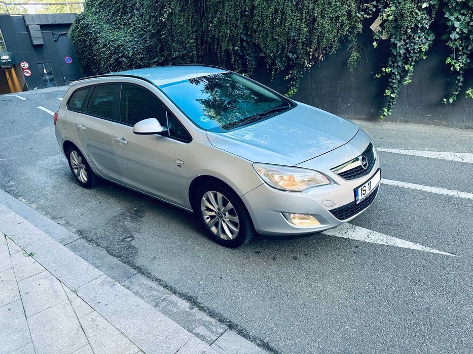 Opel Astra ~ 1.7Diesel Euro 5 ~ Clima Pilot Senz Park Scaune Incalzite