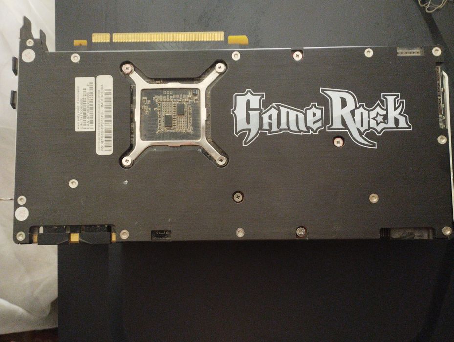 Готовый комплект E52650v3/GTX1070/16GB