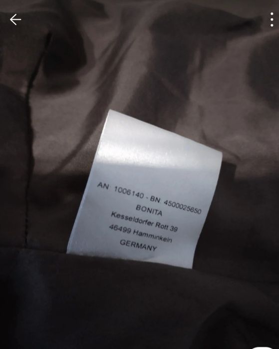 Jacheta de piele, model deosebit si versatil