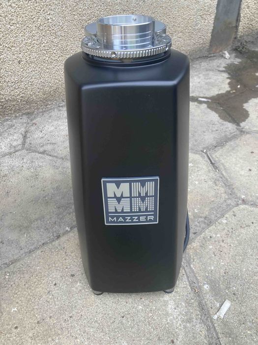 Професионална електронна кафемелачка Mazzer