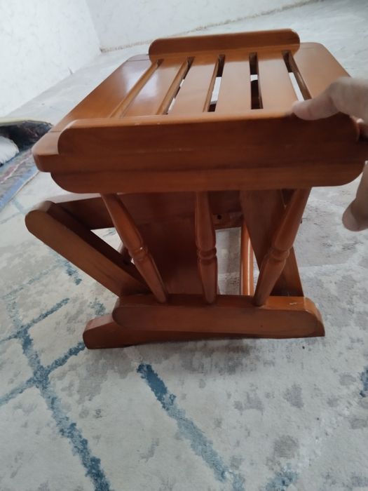 Кресло качельный деревянные