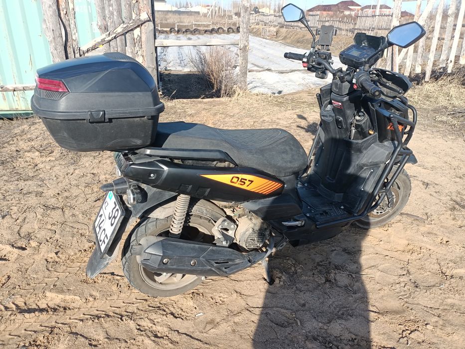 Продам скутер Танк