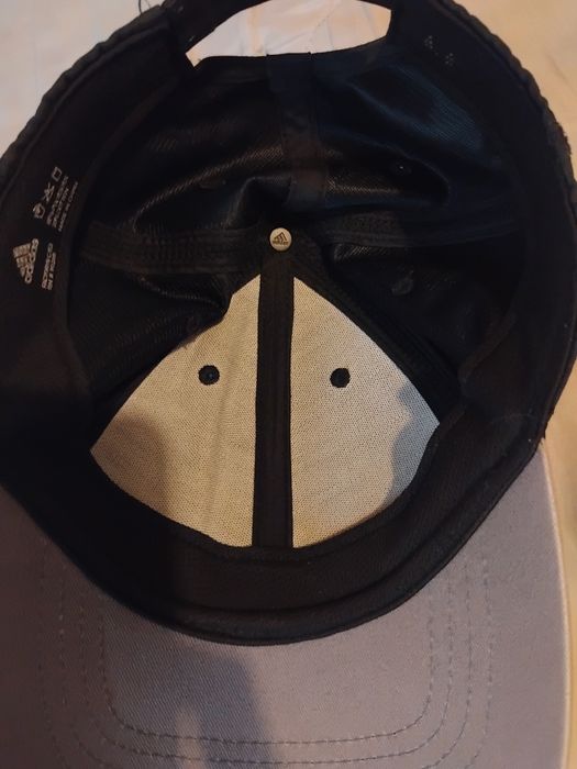 Мъжка шапка adidas