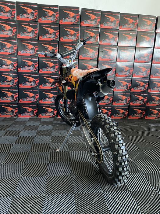 Moto cross motocicleta  125cc xtl nou cu garantie si livrare in tara