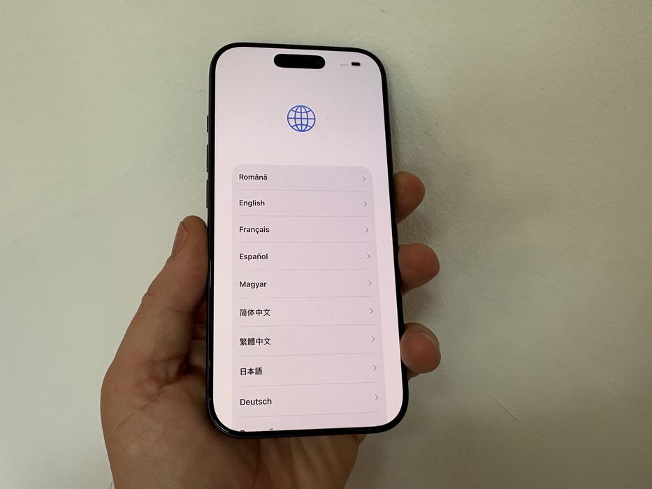 Iphone 17 Pro , Blue, modelul cu E-sim, pentru piese