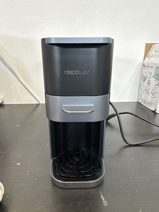 Aparat de cafea Cecotec defect