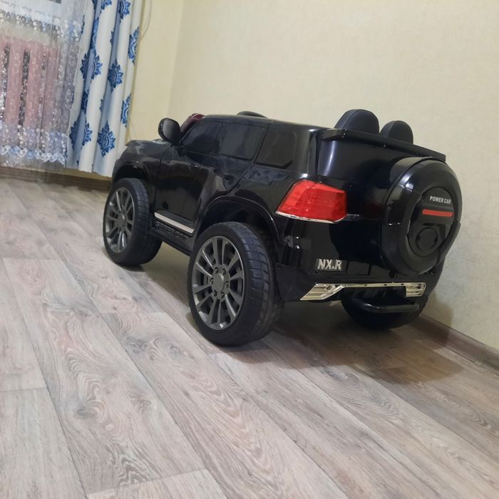 Машинка  Land-cruzer