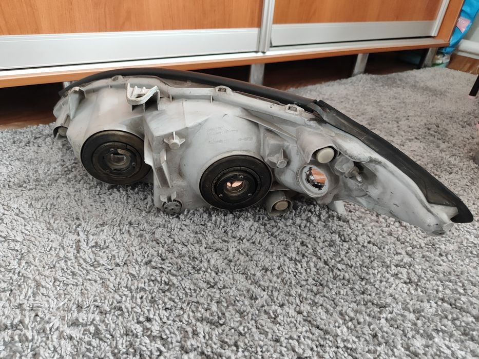 Продам фары Камри 30 Америка