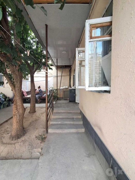 ПРОДАЁТСЯ частный дом с участком 4,5 сотки в Алмазарском районе!
