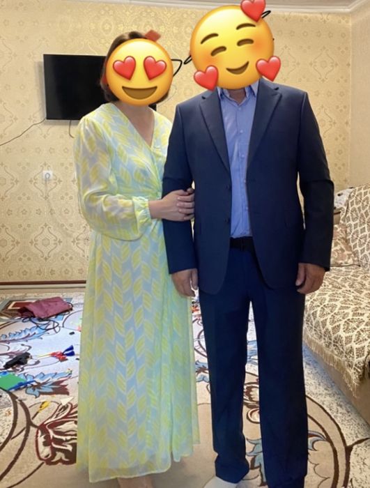 Платье от бренда LAUREL