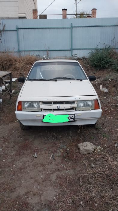 Машина сатылады.