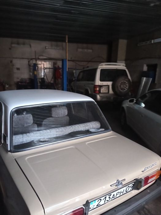 Сдам в аренду бокс с подъемником