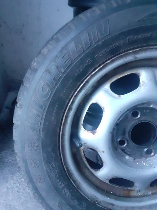 Диск с резиной R13.4/100